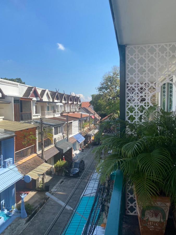 Lemon Guesthouse Чиангмай Екстериор снимка