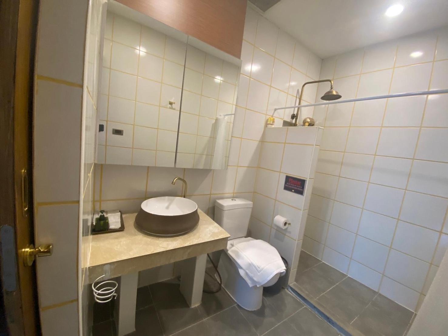 Lemon Guesthouse Чиангмай Екстериор снимка